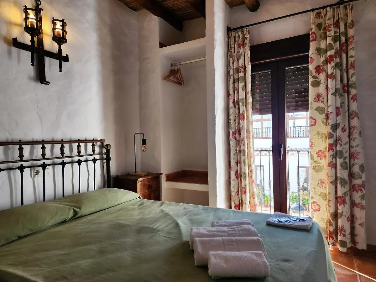 ** Hotel Posada La Plaza Canillas de Albaida Španělsko